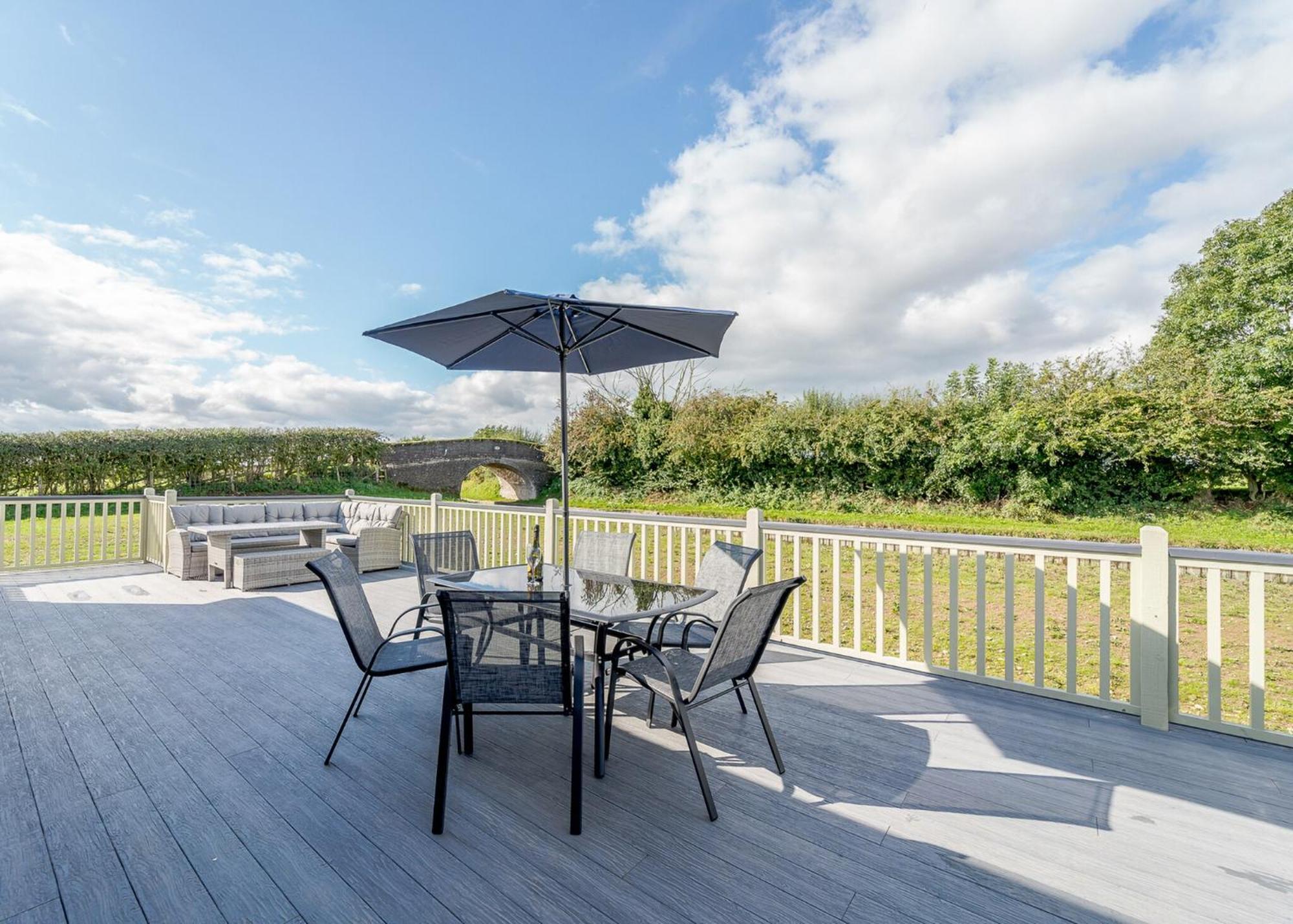 Winston Farm Lodges Horsley  Dış mekan fotoğraf